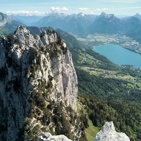 Apartmán Le Refuge Du Poete Saint-François-de-Sales Exteriér fotografie