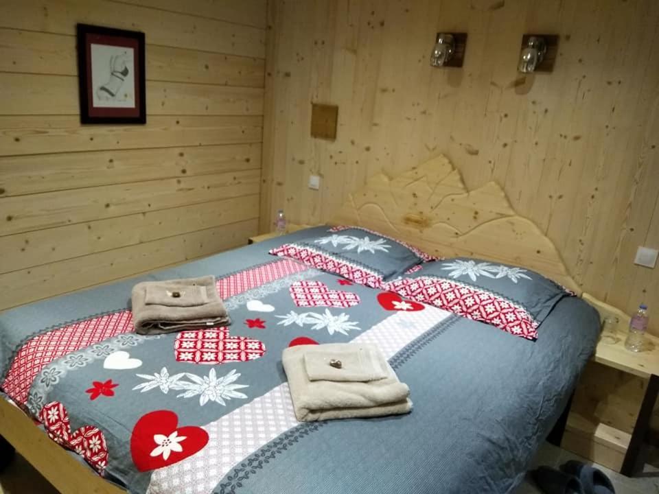 Apartmán Le Refuge Du Poete Saint-François-de-Sales Exteriér fotografie