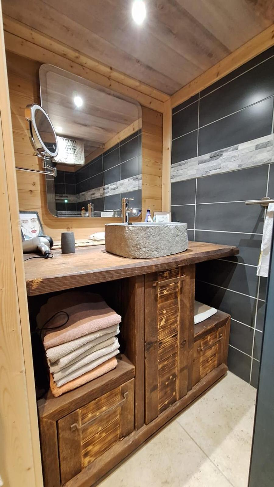 Apartmán Le Refuge Du Poete Saint-François-de-Sales Exteriér fotografie